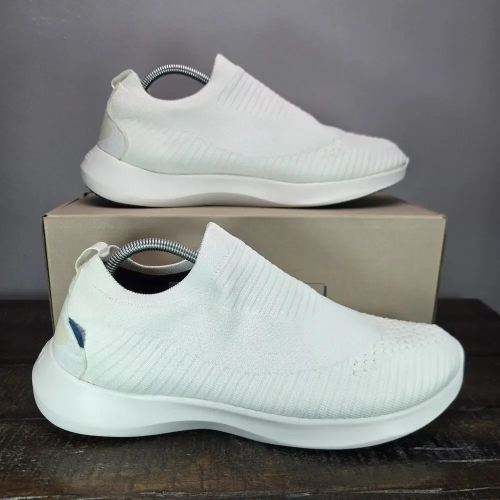 NEW Vessi Everyday Move Sneaker Womens Size 6 Waterproof Shoes Polar White